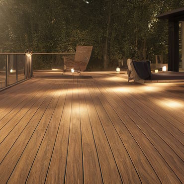 Deck made of synthetic material