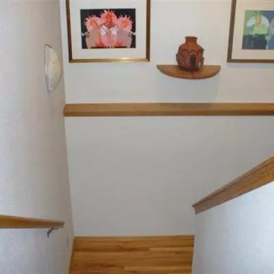 stair down