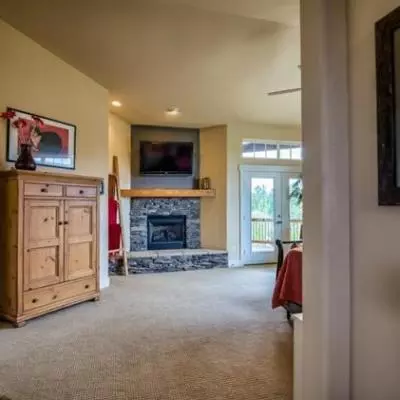 Master Suite Entry